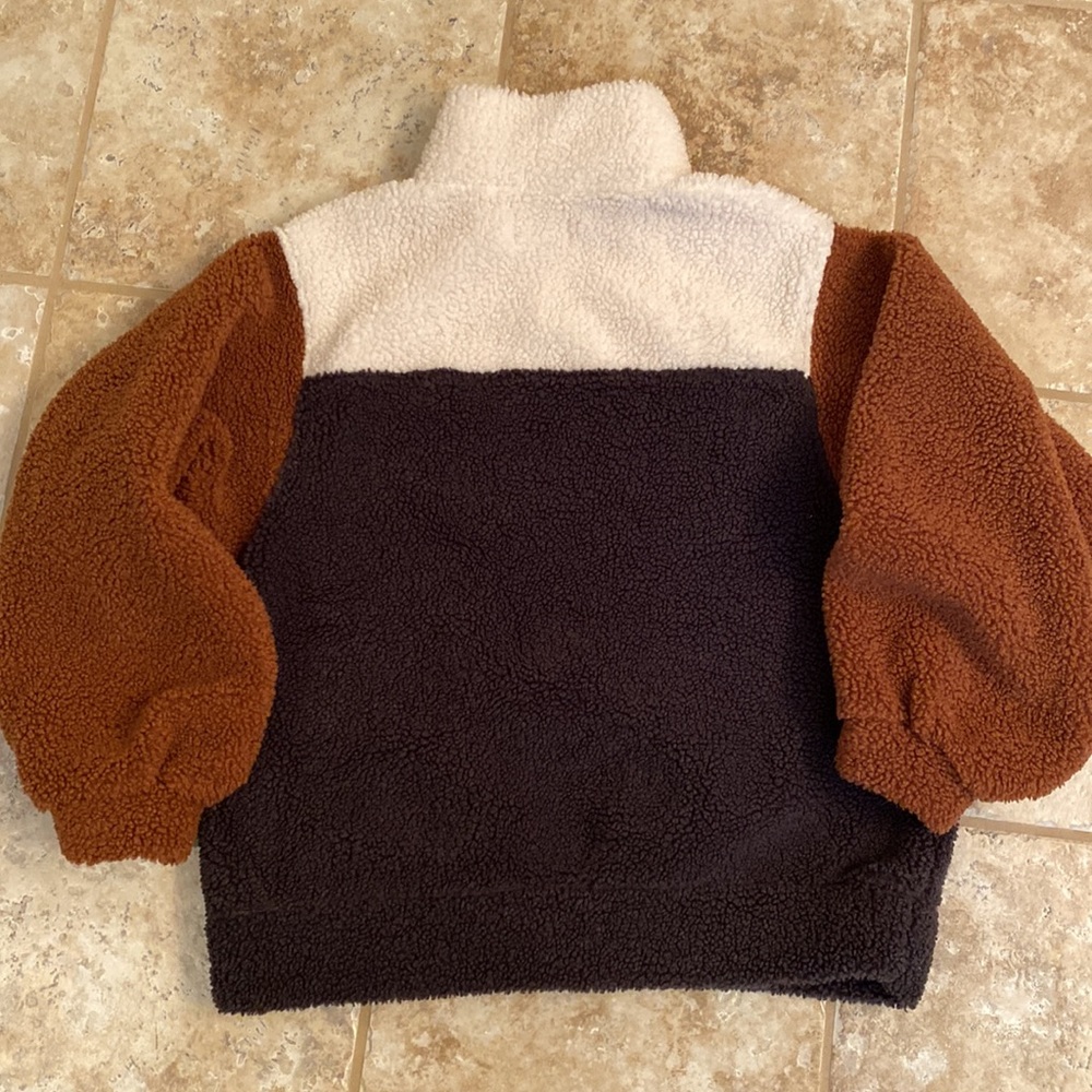Universal Thread Sherpa Color Block Top - image 3